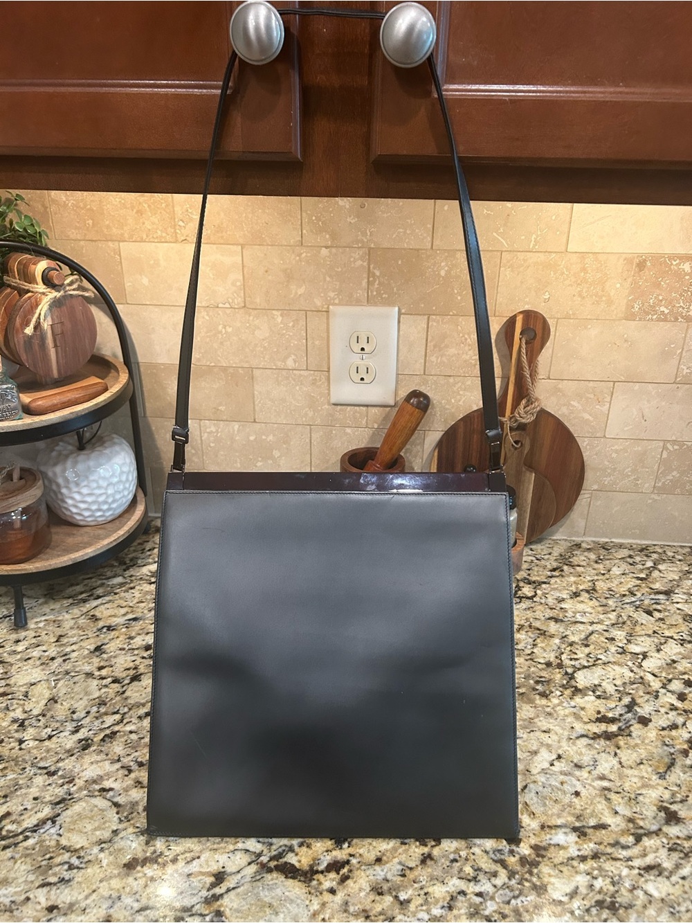 Gucci Black Leather Men’s Messenger Crossbody